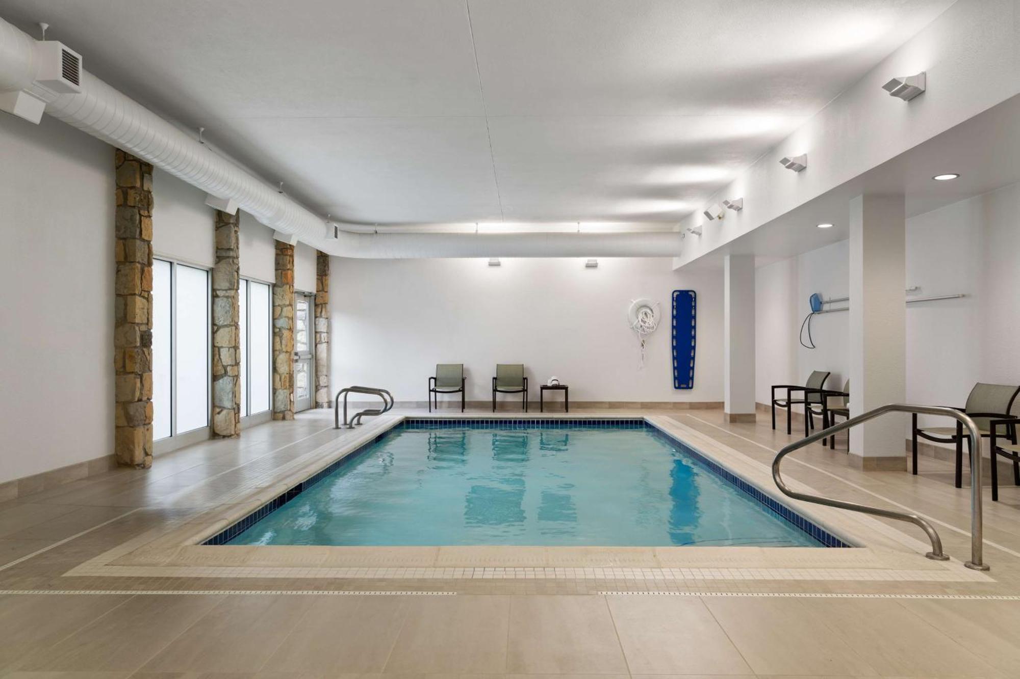 Doubletree By Hilton Pittsburgh Airport Ξενοδοχείο Moon Township Εξωτερικό φωτογραφία