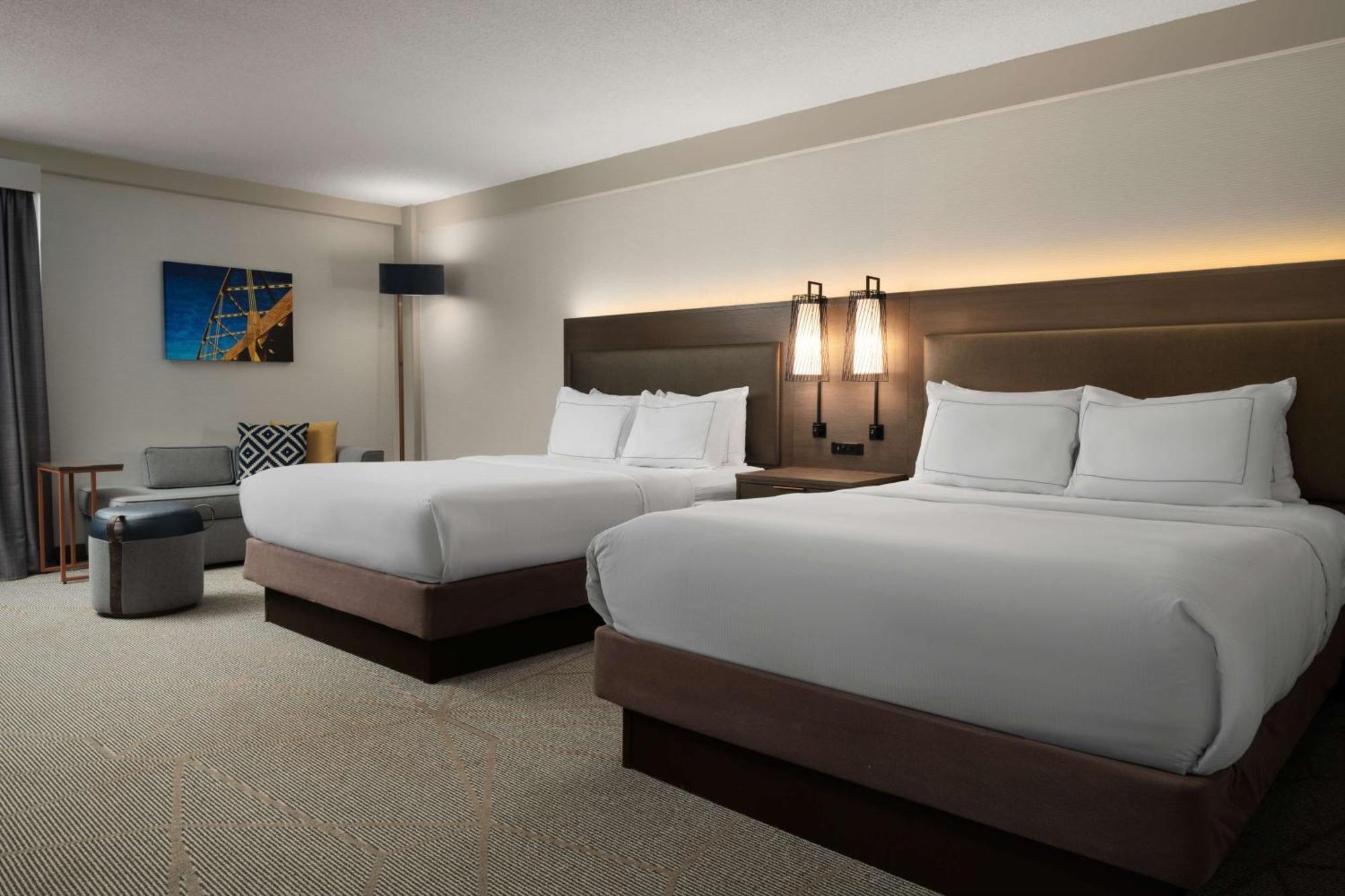 Doubletree By Hilton Pittsburgh Airport Ξενοδοχείο Moon Township Εξωτερικό φωτογραφία