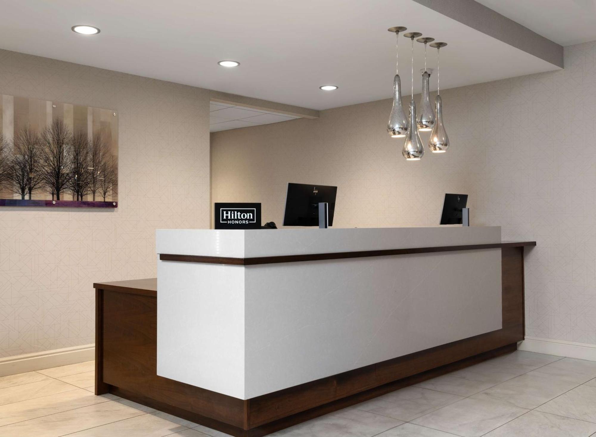 Doubletree By Hilton Pittsburgh Airport Ξενοδοχείο Moon Township Εξωτερικό φωτογραφία